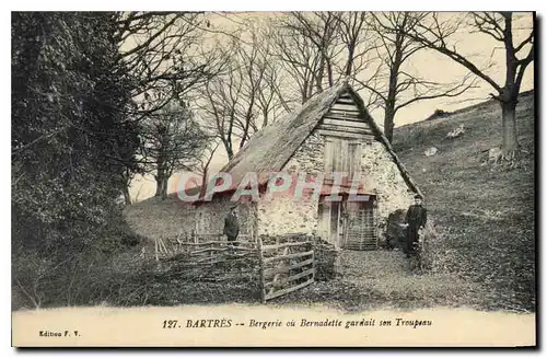 Cartes postales Bartres Bergerie ou Bernadette gardait son Troupeau