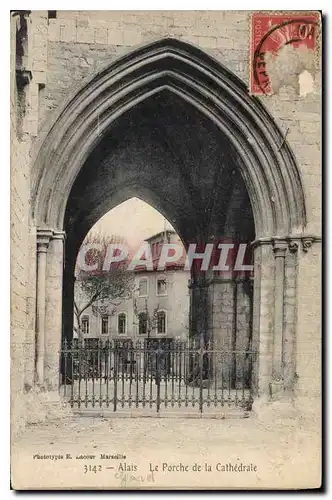 Cartes postales Alais Le Porche de la Cathedrale