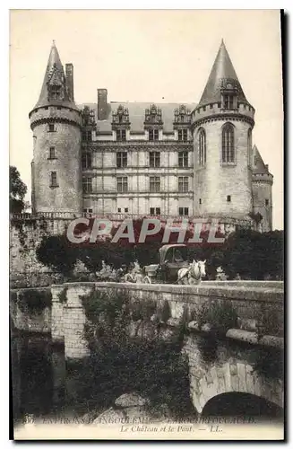 Ansichtskarte AK Les Environs d'Angouleme La Rochefoucauld Le Chateau et le Pont