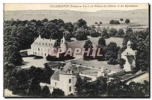 Ansichtskarte AK Villeblevin (Yonne) Vue a vol d'oiseau du Chateau et des dependances