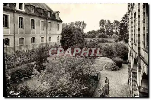 Cartes postales Ancienne Abbaye de Ste Colombe les Sens Yonne Maison de Repos L'entree des jardins