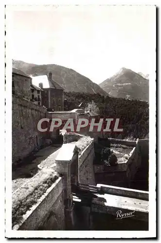 Ansichtskarte AK Briancon HA Portes d'Embrun avec les Remparts