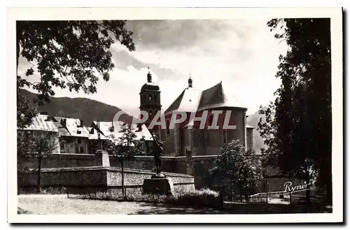 Cartes postales Briancon Hautes Alpes Vue sur la Cathedrale et Jardin d'Ete