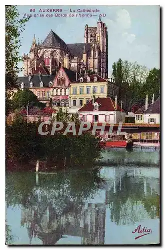 Ansichtskarte AK Auxerre la Cathedrale vue prise des Bords de L'Yonne