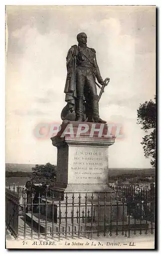 Cartes postales Auxerre la Statue de L N Davout