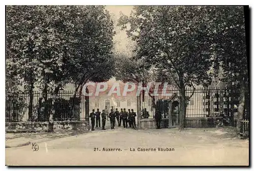 Cartes postales Auxerre la Caserne Vauban Militaria