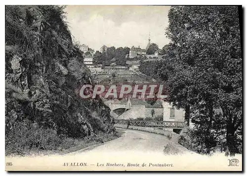 Ansichtskarte AK Avallon Les Rochers Route de Pontaubert