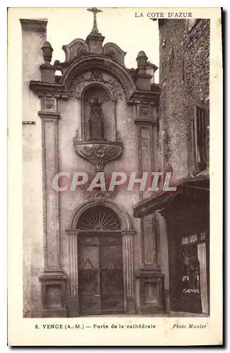 Ansichtskarte AK La Cote d'Azur Vence A M Porte de la cathedrale