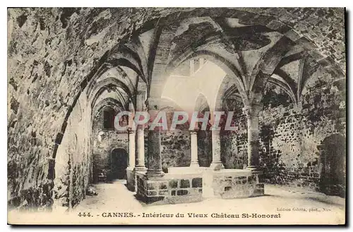 Ansichtskarte AK Cannes Interieur du Vieux Chateau St Honorat