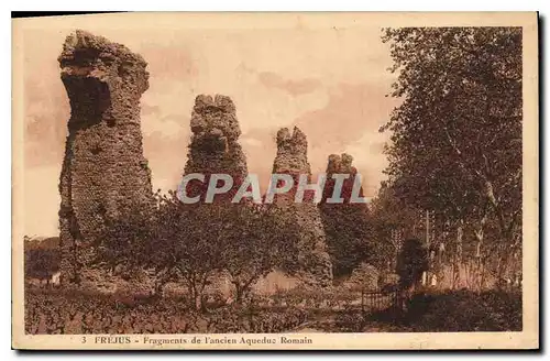 Cartes postales Frejus Fragments de l'ancien Aqueduc Romain