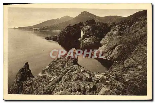 Cartes postales Route de la Corniche d'Or Les rochers du Trayas le Pic Aurele et le Cap Roux