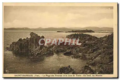 Cartes postales Saint Raphael Var La Plage des Fournas et le Lion de Terre Au fond les Maures