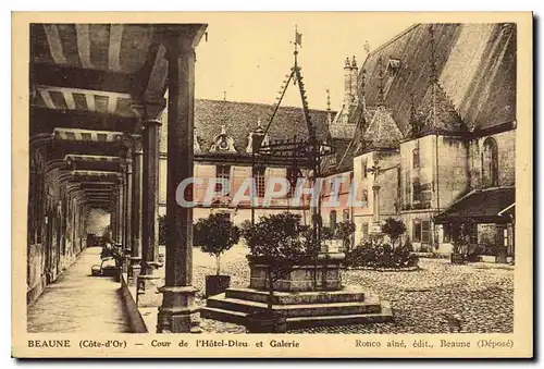 Cartes postales Beaune Cote d'Or Cour de l'Hotel Dieu et Galerie