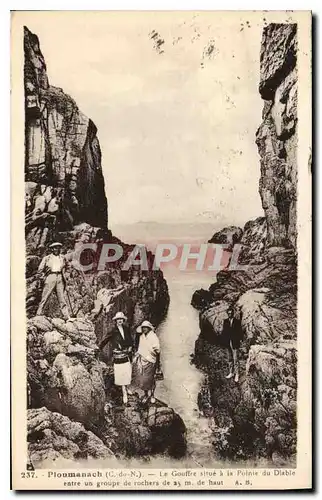 Cartes postales Ploumanach C du N Le Gouffre situe a la Pointe du Diable