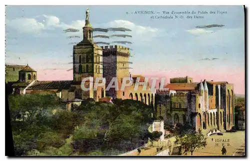 Cartes postales Avignon Vue d'ensemble du Palais des Papes et Cathedrale ND des Doms