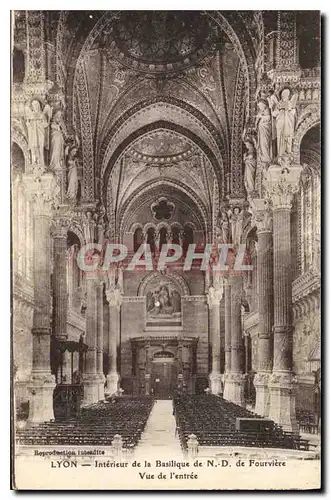 Cartes postales Lyon Interieur de la Basilique de ND de Fourviere Vue de l'entree