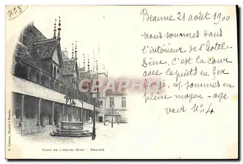 Cartes postales Cour de l'Hotel Dieu Beaune