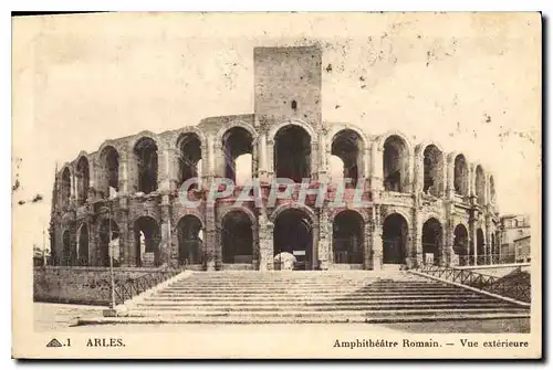 Ansichtskarte AK Arles Amphitheatre Romain Vue exterieure