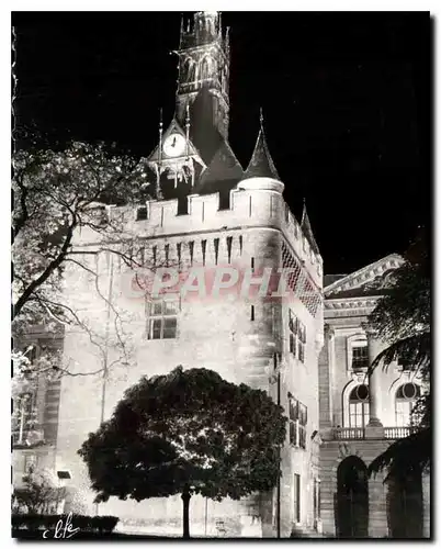 Ansichtskarte AK Toulouse La Ville Rose Le Donjon du Capitole Eclairage Nocturne