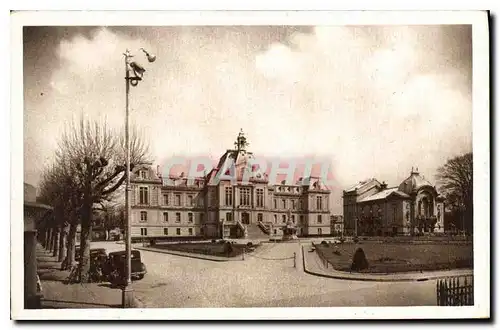 Ansichtskarte AK Evreux Eure l'hotel de Ville et le Theatre