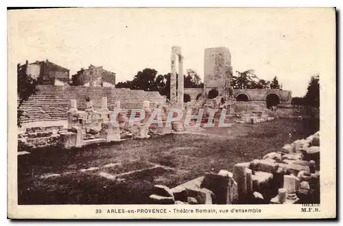 Cartes postales Arles en Provence Theatre Romain vue d'ensemble