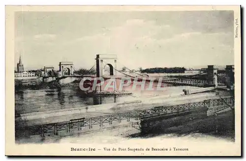 Ansichtskarte AK Beaucaire vue du Pont suspendu de Beaucaire a Tarascon