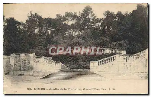 Ansichtskarte AK Nimes Jardin de la Fontaine Grand Escalier