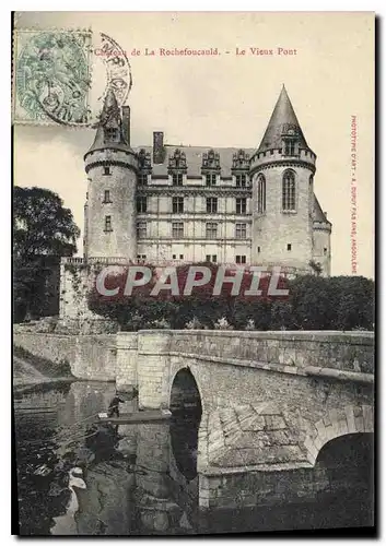 Cartes postales Chateau de la Rochefoucauld le Vieux Pont