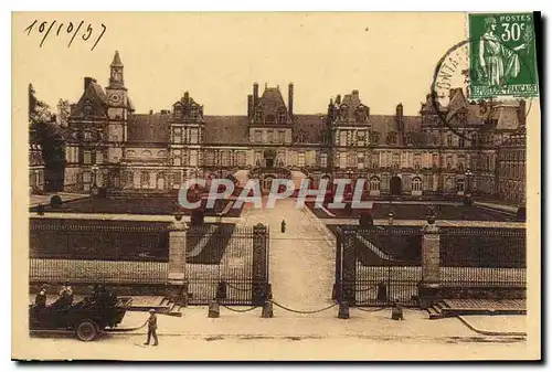 Ansichtskarte AK Palais de Fontainebleau la grille d'honneur et la Cour des Adieux