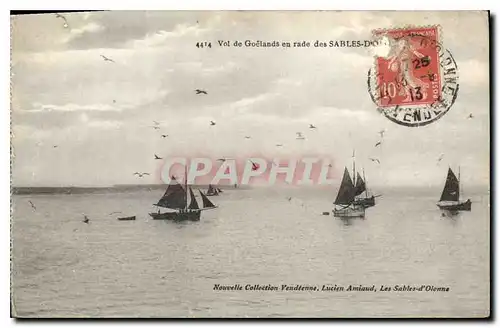 Cartes postales Vol de Goelands en rade des Sables d'olonne