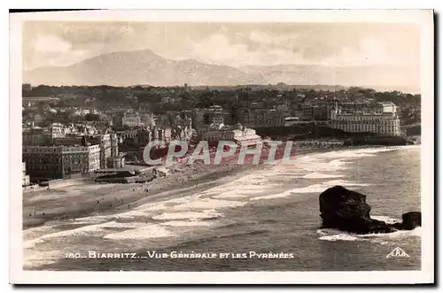 Cartes postales Biarritz Vue generale et les Pyrenees