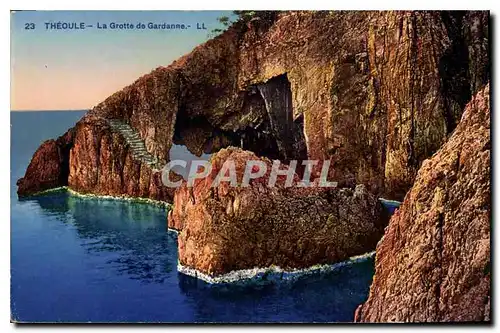 Cartes postales Theoule La Grotte de Gardanne