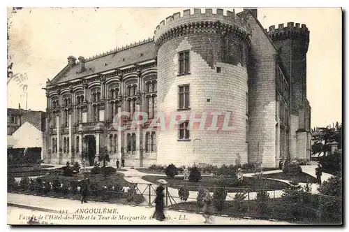 Ansichtskarte AK Angouleme Facade de l'Hotel de Ville et la Tour de Marguerite