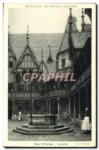 Cartes postales Hotel Dieu de Beaune Cote d'Or Cour d'honneur Le Puits