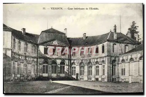 Cartes postales Verdun Cour Interieure de l'Eveche