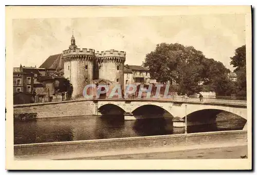 Cartes postales Verdun la Porte et le Pont Chaussee