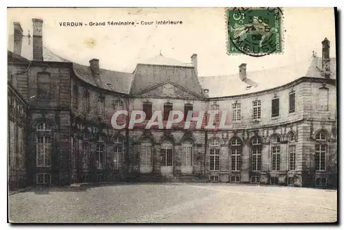 Ansichtskarte AK Verdun Grand Seminaire Cour Interieure
