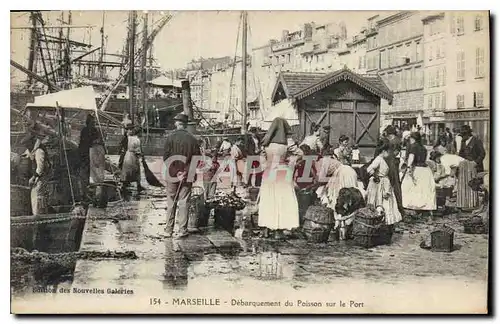 Cartes postales Marseille Debarquement du Poisson sur le Port