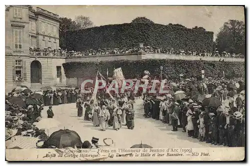 Ansichtskarte AK Compiegne Fetes en l'Honneur de Jeanne d'Arc 1909 Defile du Cortege Historique