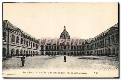 Cartes postales Paris Hotel des Invalides Cour d'Honneur