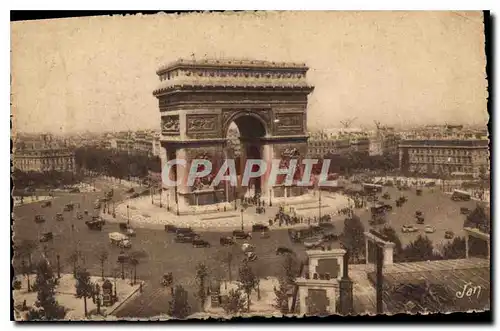 Cartes postales Paris La Plage de l'Etoile et l'Arc de Triomphe