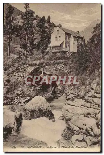 Cartes postales Gavarnie Le Gave et l'Hotel du Marbore