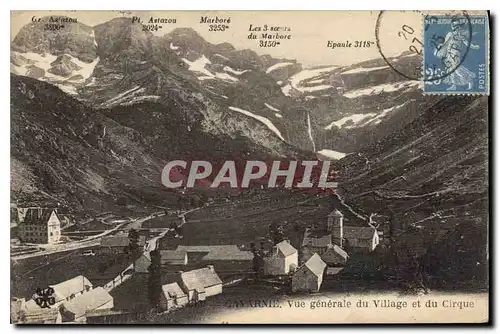 Cartes postales Gavarnie Vue generale du Village et du Cirque