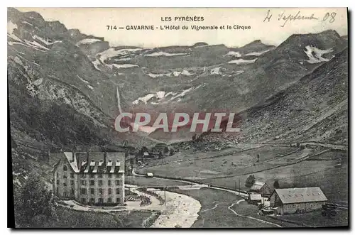 Ansichtskarte AK Les Pyrenees Gavarnie L'Hotel du Vignemale et le Cirque
