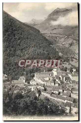 Cartes postales Cauterets Vue panoramique et le Monne