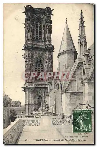 Ansichtskarte AK Nevers Cathedrale Saint Cyr la Tour