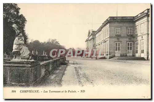 Ansichtskarte AK Compiegne Les Terrasses et le Palais