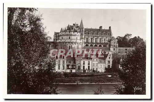 Cartes postales Chateau d'Amboise vu des bords de la Lotte