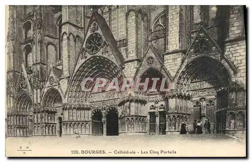 Cartes postales Bourges Cathedrale Les Cinq Portails