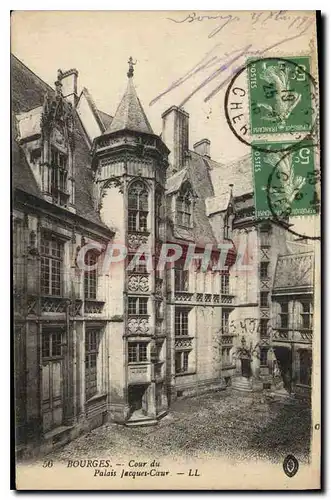 Cartes postales Bourges Cour du Palais Jacques Coeur